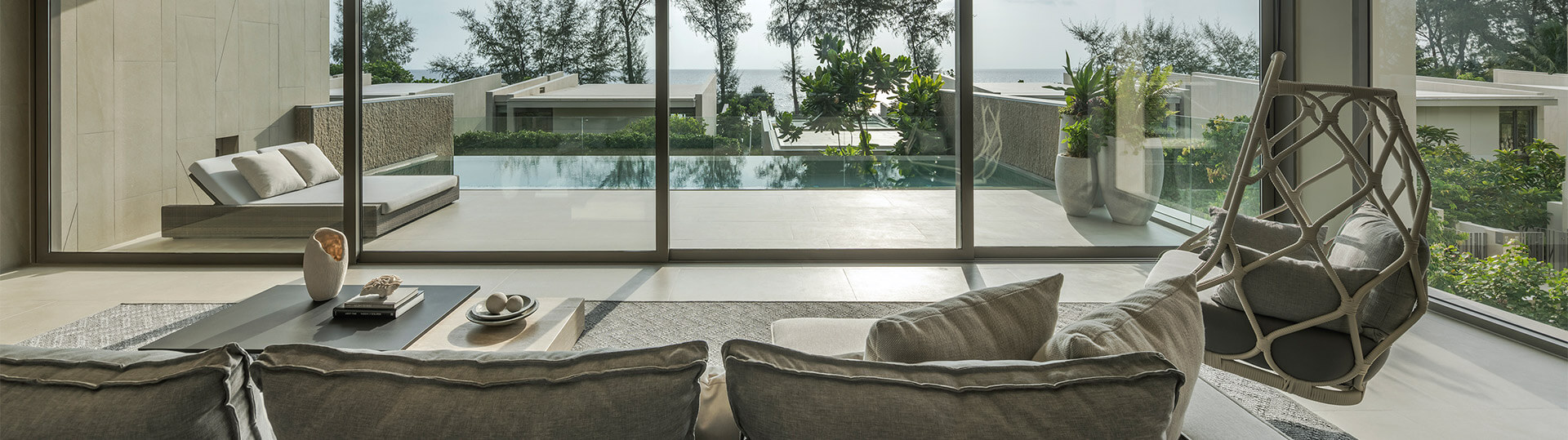 Veyla - Sea Villa - Relaxing pool view from the living area